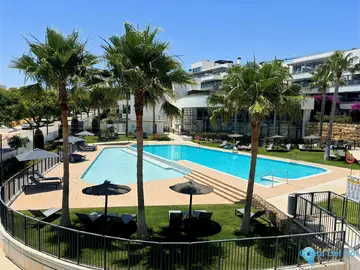 4 bedroom Apartment for Sale in Estepona-104811