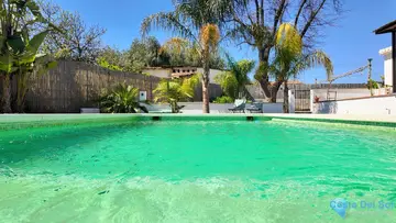 8 bedroom House for Sale in Alora-104822