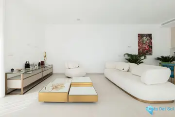 3 bedroom House for Sale in Casares-89903