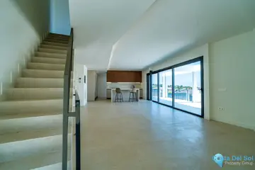 4 bedroom House for Sale in Alhaurín de la Torre-104846