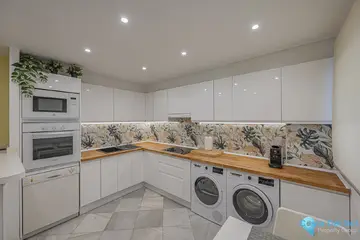 2 bedroom Apartment for Sale in Estepona-89986