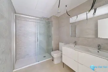 3 bedroom House for Sale in La Cala de Mijas-89994