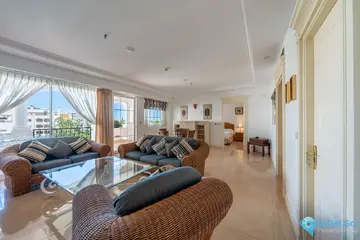 2 bedroom Apartment for Sale in Marbella-104878