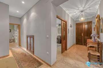 5 bedroom House for Sale in Málaga-90001