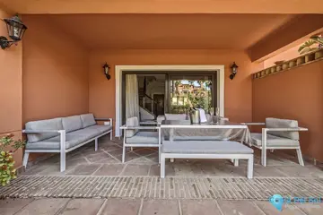 2 bedroom House for Sale in Bahía de Marbella-104897