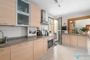 3 bedroom Apartment for Sale in Benahavís-90030