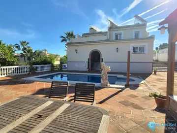 6 bedroom House for Sale in Alhaurín de la Torre-87936
