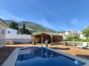 6 bedroom House for Sale in Alhaurín de la Torre-87938