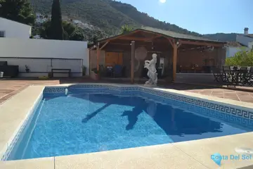 6 bedroom House for Sale in Alhaurín de la Torre-87940