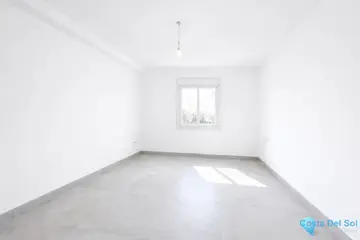 3 bedroom Apartment for Sale in Nueva Andalucía-90083