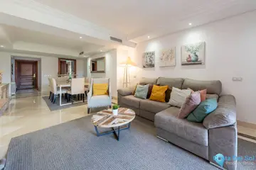 2 bedroom Apartment for Sale in Estepona-90100