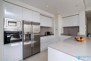 3 bedroom Apartment for Sale in Benahavís-90099