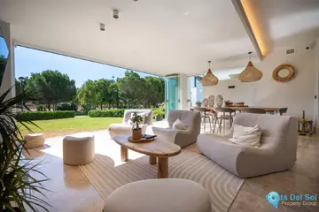 3 bedroom House for Sale in Marbella-90109