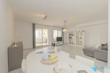 3 bedroom House for Sale in Bahía de Marbella-87987