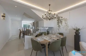 4 bedroom House for Sale in Nueva Andalucía-105066