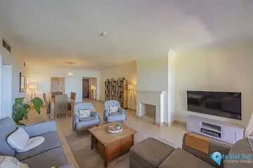 3 bedroom Apartment for Sale in La Mairena-105075