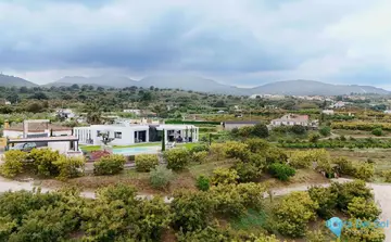 3 bedroom House for Sale in Alhaurín el Grande-105093