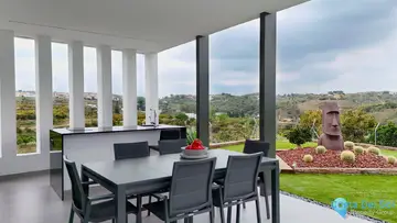 3 bedroom House for Sale in Alhaurín el Grande-105090