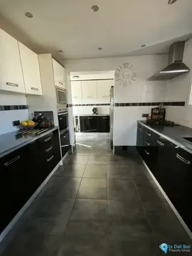 5 bedroom House for Sale in Cerros del Aguila-105101