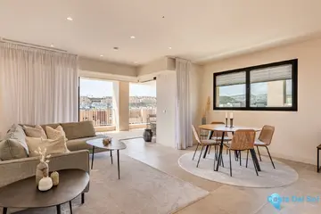 4 bedroom Apartment for Sale in La Cala de Mijas-90176
