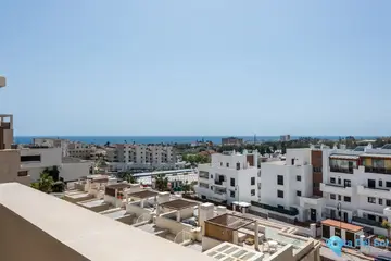 4 bedroom Apartment for Sale in La Cala de Mijas-90182