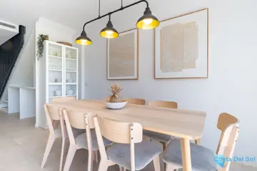 4 bedroom House for Sale in La Cala de Mijas-105191