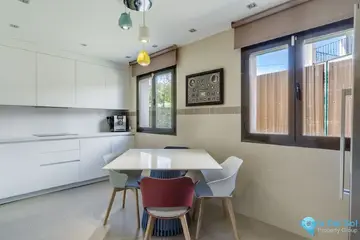 4 bedroom House for Sale in Estepona-77502