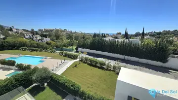 2 bedroom Apartment for Sale in Benahavís