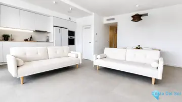 3 bedroom Apartment for Sale in Los Alamos-105235