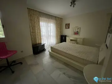 5 bedroom House for Sale in Estepona-21744
