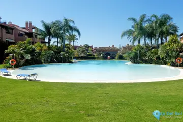 2 bedroom Apartment for Sale in Guadalmina Baja