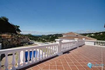 4 bedroom House for Sale in Estepona-21799