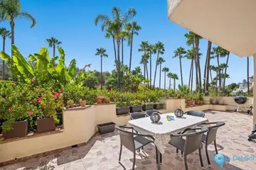 3 bedroom Apartment for Sale in The Golden Mile-21854