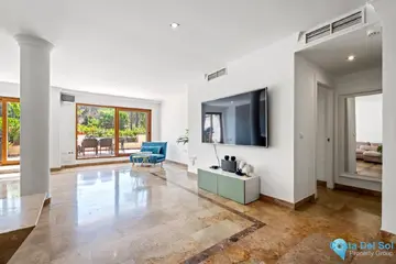 3 bedroom Apartment for Sale in The Golden Mile-21855
