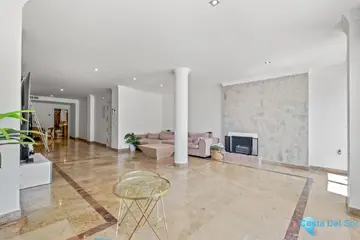 3 bedroom Apartment for Sale in The Golden Mile-21857