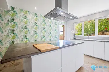 3 bedroom Apartment for Sale in The Golden Mile-21861