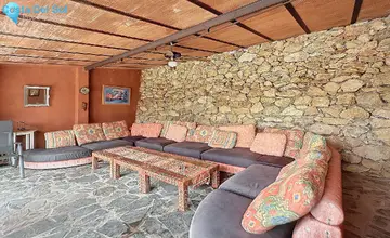 5 bedroom House for Sale in Monda-193