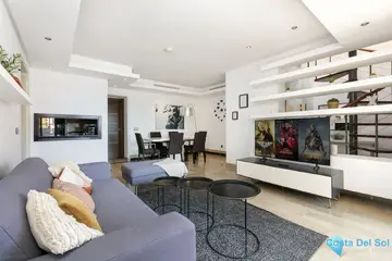 3 bedroom Apartment for Sale in Estepona-22072