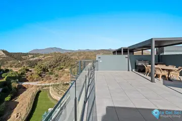 3 bedroom Apartment for Sale in Estepona-22120
