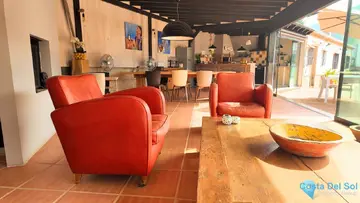 6 bedroom House for Sale in Alora-22159