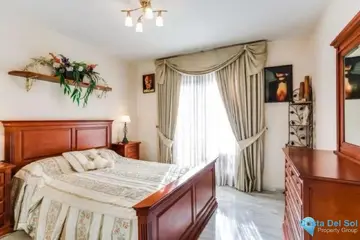 4 bedroom Apartment for Sale in Marbella-22182