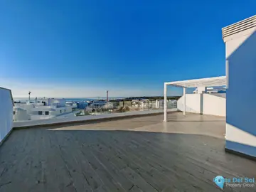 4 bedroom Apartment for Sale in Estepona