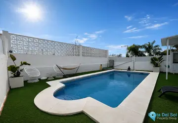 5 bedroom House for Sale in San Pedro de Alcántara