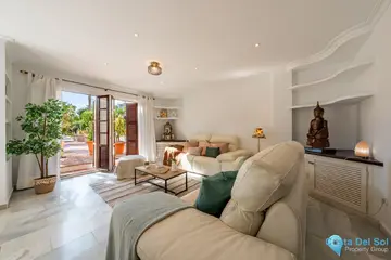3 bedroom Apartment for Sale in The Golden Mile-22622