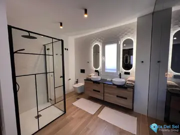 3 bedroom Apartment for Sale in New Golden Mile-22754