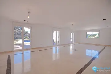 4 bedroom House for Sale in Estepona-22803