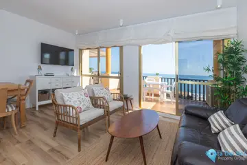 2 bedroom Apartment for Sale in Elviria-22907