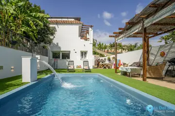 3 bedroom House for Sale in La Campana