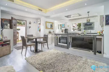 3 bedroom House for Sale in La Campana-22936