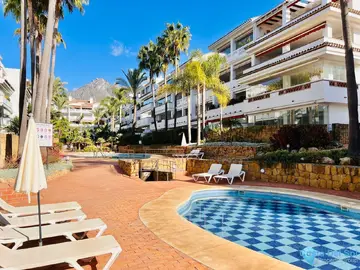 2 bedroom Apartment for Sale in The Golden Mile
